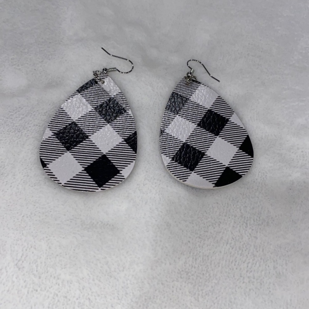 Faux Leather Black/White Plaid Earrings NEW